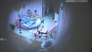第一幕！天然巨乳红发女青年拍她的首部毛片很紧张